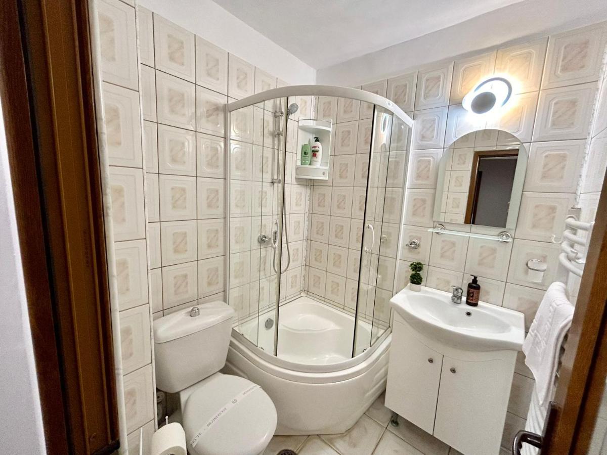 Jad - Familiy 4 Rooms Apartment - Near Forest And Historic Center - Racadau Brasov Exterior photo