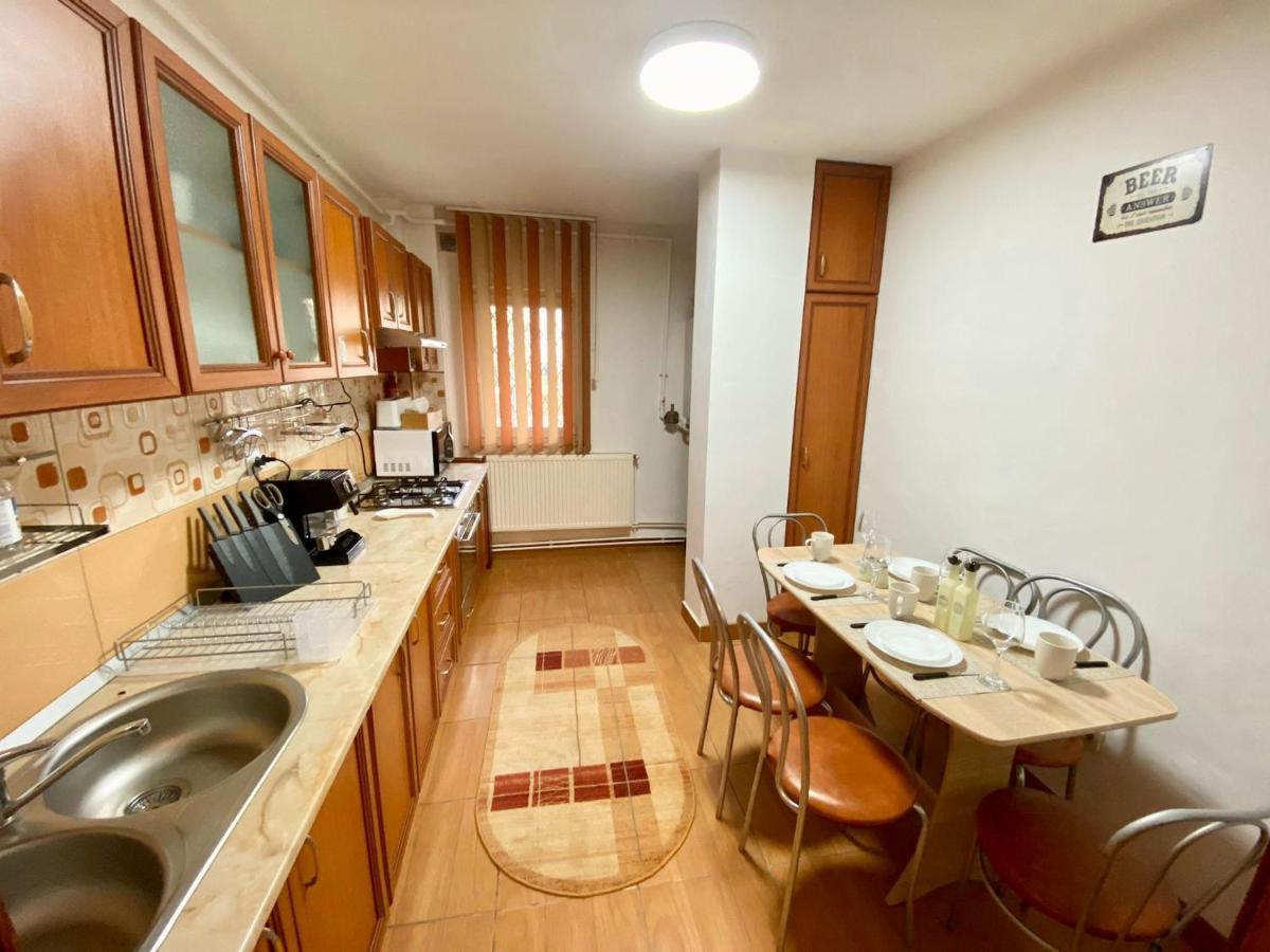 Jad - Familiy 4 Rooms Apartment - Near Forest And Historic Center - Racadau Brasov Exterior photo